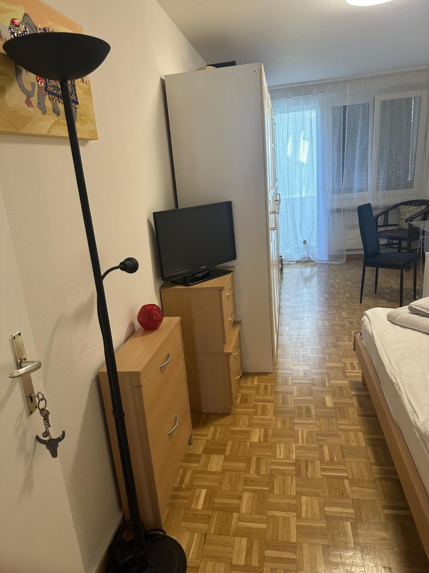 Schoenes Zimmer In Der City Basileia Exterior foto