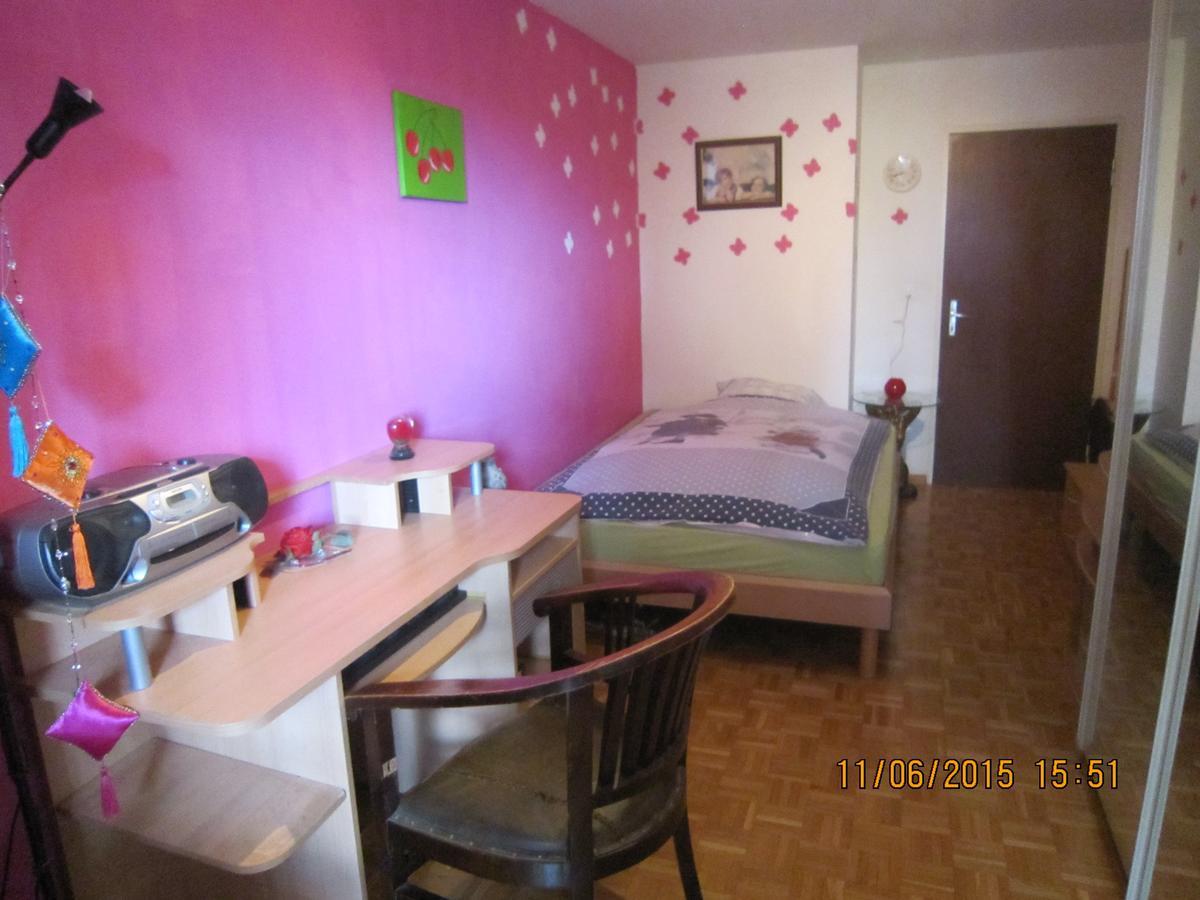 Schoenes Zimmer In Der City Basileia Exterior foto