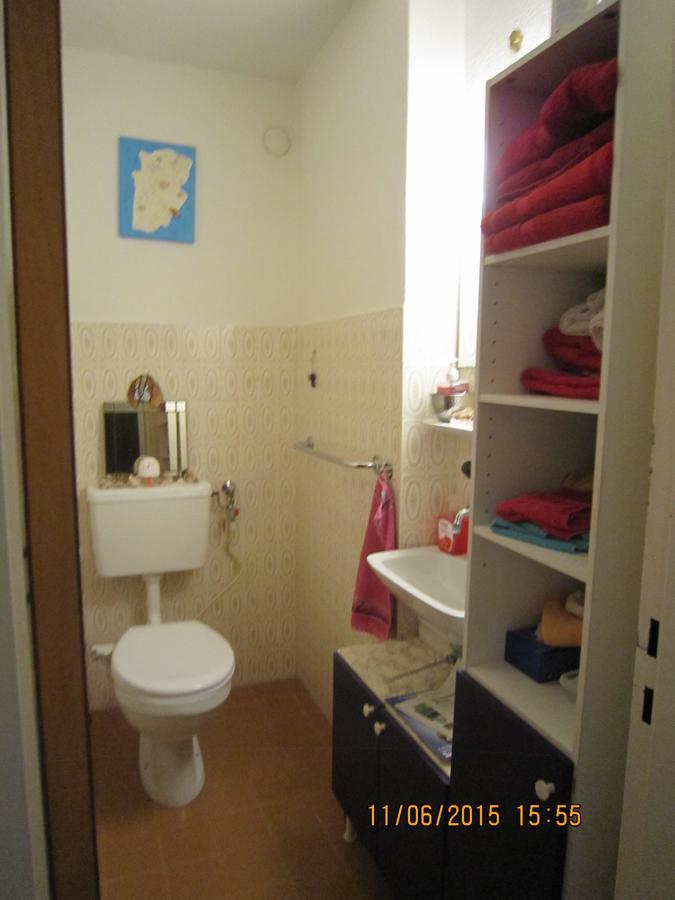 Schoenes Zimmer In Der City Basileia Exterior foto